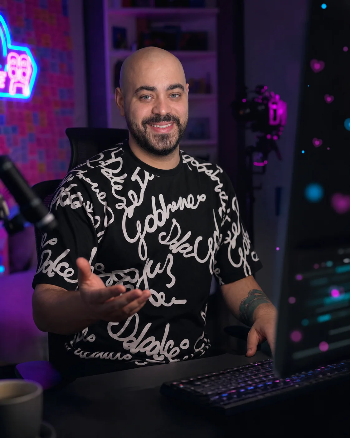 Hyperfate88 engaging warmly with his audience